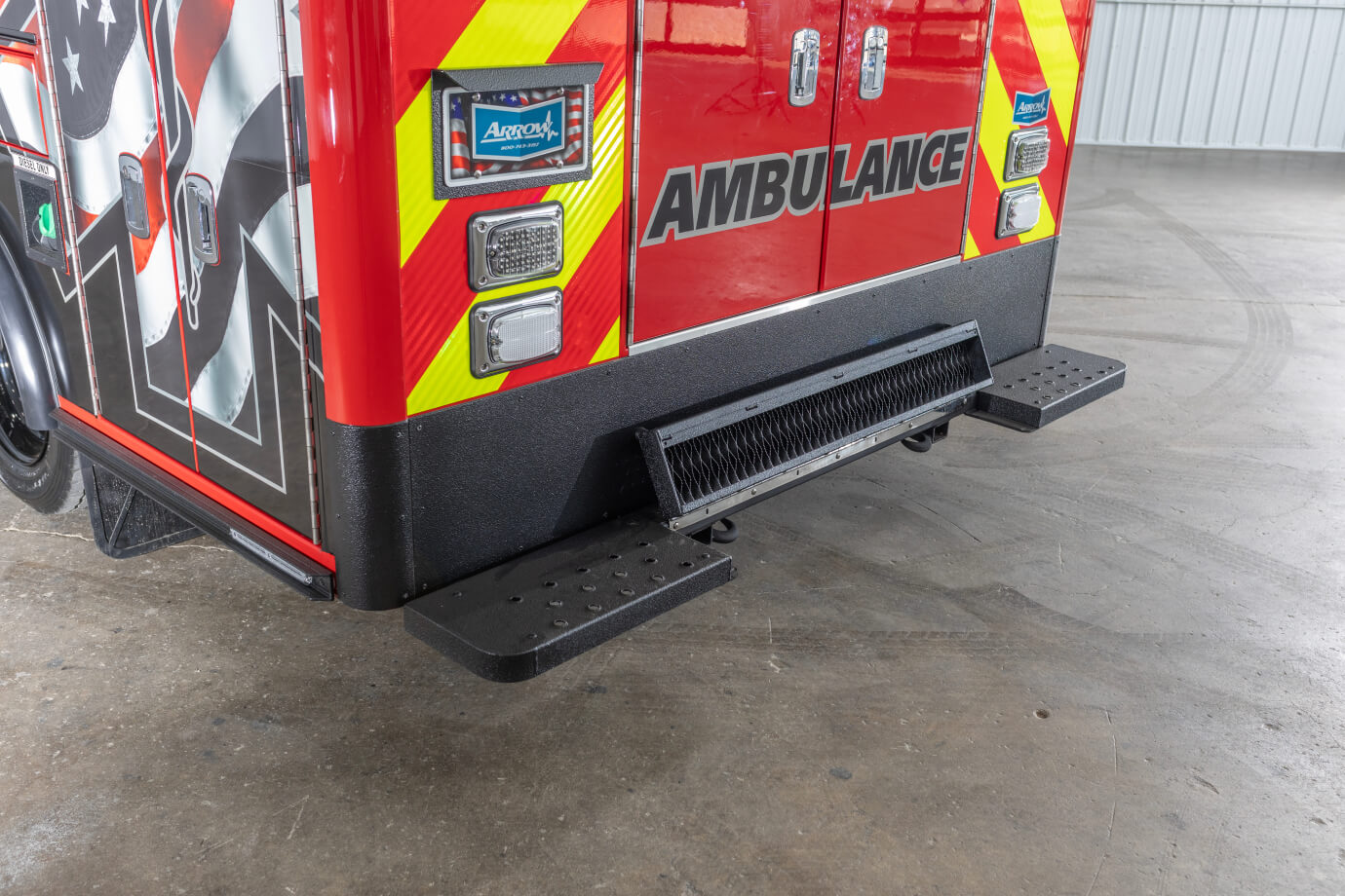 Rear Bumper with Kick Plate
