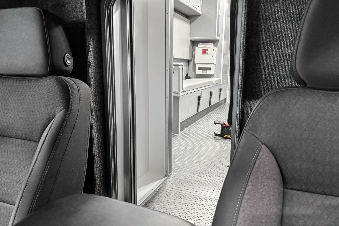 Large Walkthrough Cab Opening