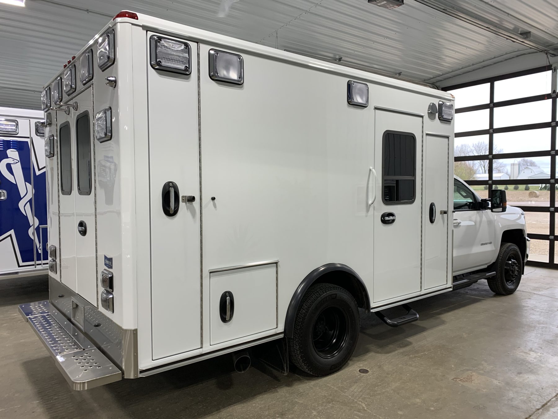 2019 Chevrolet K3500 4x4 Type 1 Ambulance For Sale – Picture 4