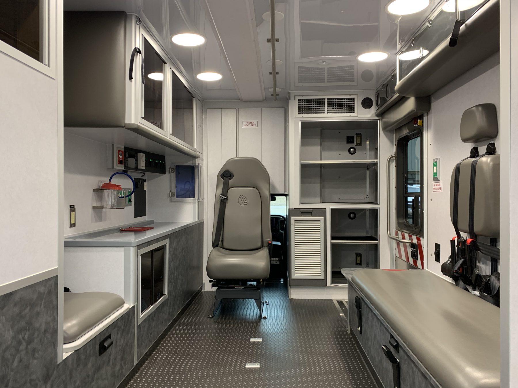 2019 Chevrolet K3500 4x4 Type 1 Ambulance For Sale – Picture 3