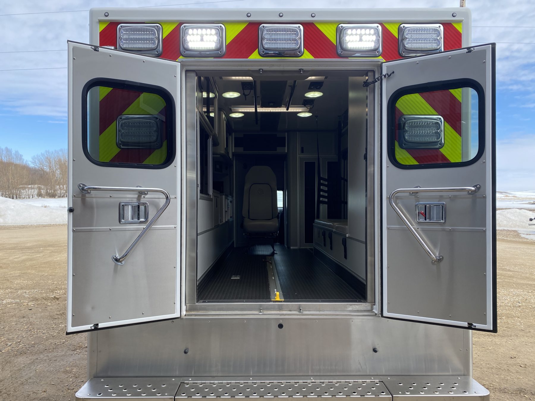 2020 Ram 4500 4x4 Heavy Duty Ambulance For Sale – Picture 9