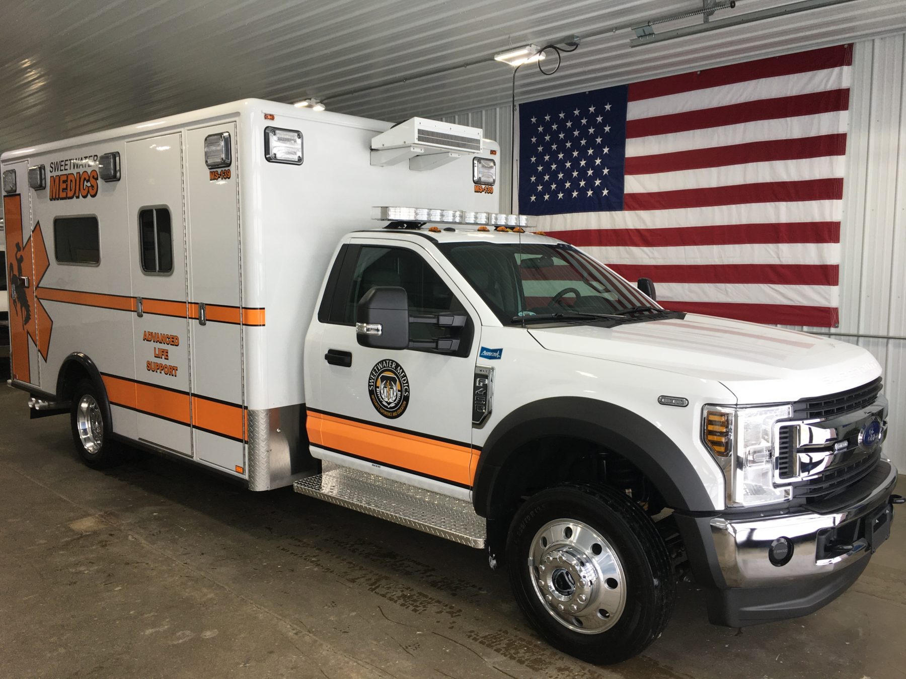 Remount Delivery 92283 2019 Ford F450 Heavy Duty 4x4 Arrow Ambulance
