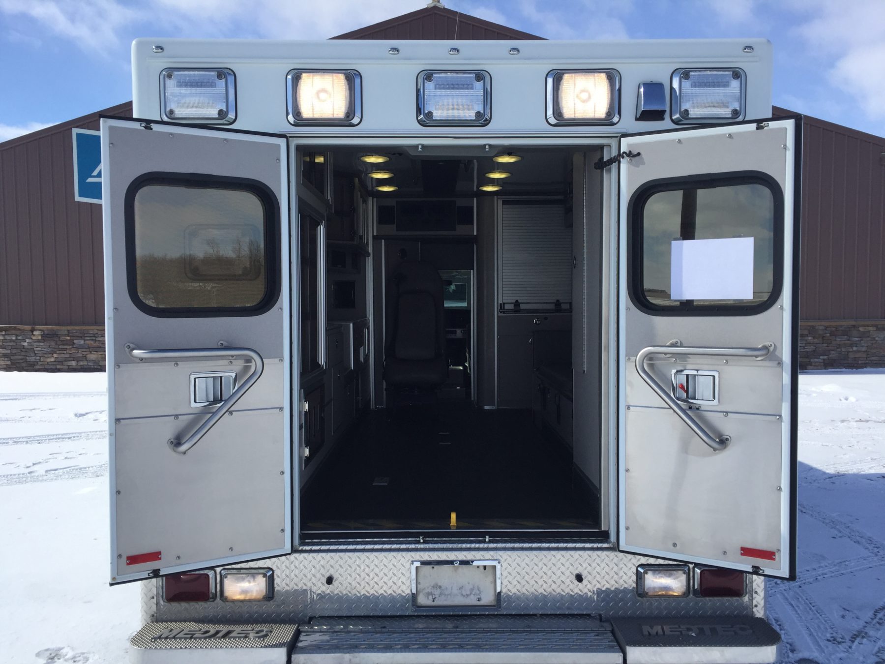 2010 Chevrolet G4500 Type 3 Ambulance For Sale – Picture 9