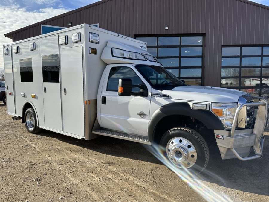 2016 Ford F450 4x4 Heavy Duty Ambulance For Sale – Picture 3