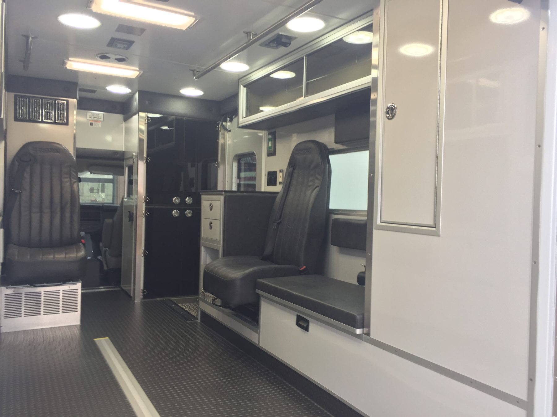 2019 Chevrolet G4500 Type 3 Ambulance For Sale – Picture 13