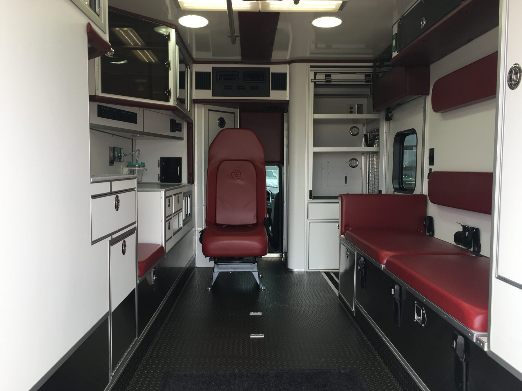 2020 Ford F450 4x4 Heavy Duty Ambulance For Sale – Picture 2