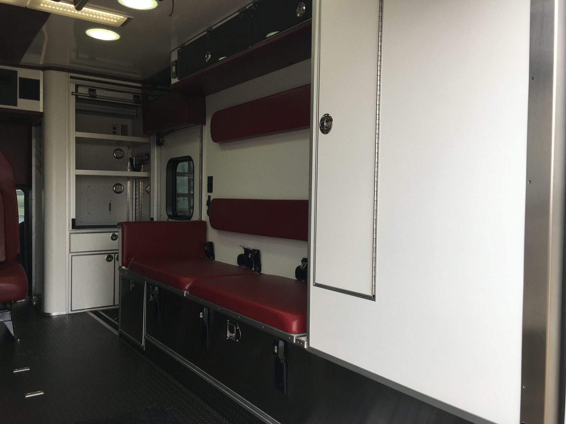 2020 Ford F450 4x4 Heavy Duty Ambulance For Sale – Picture 12