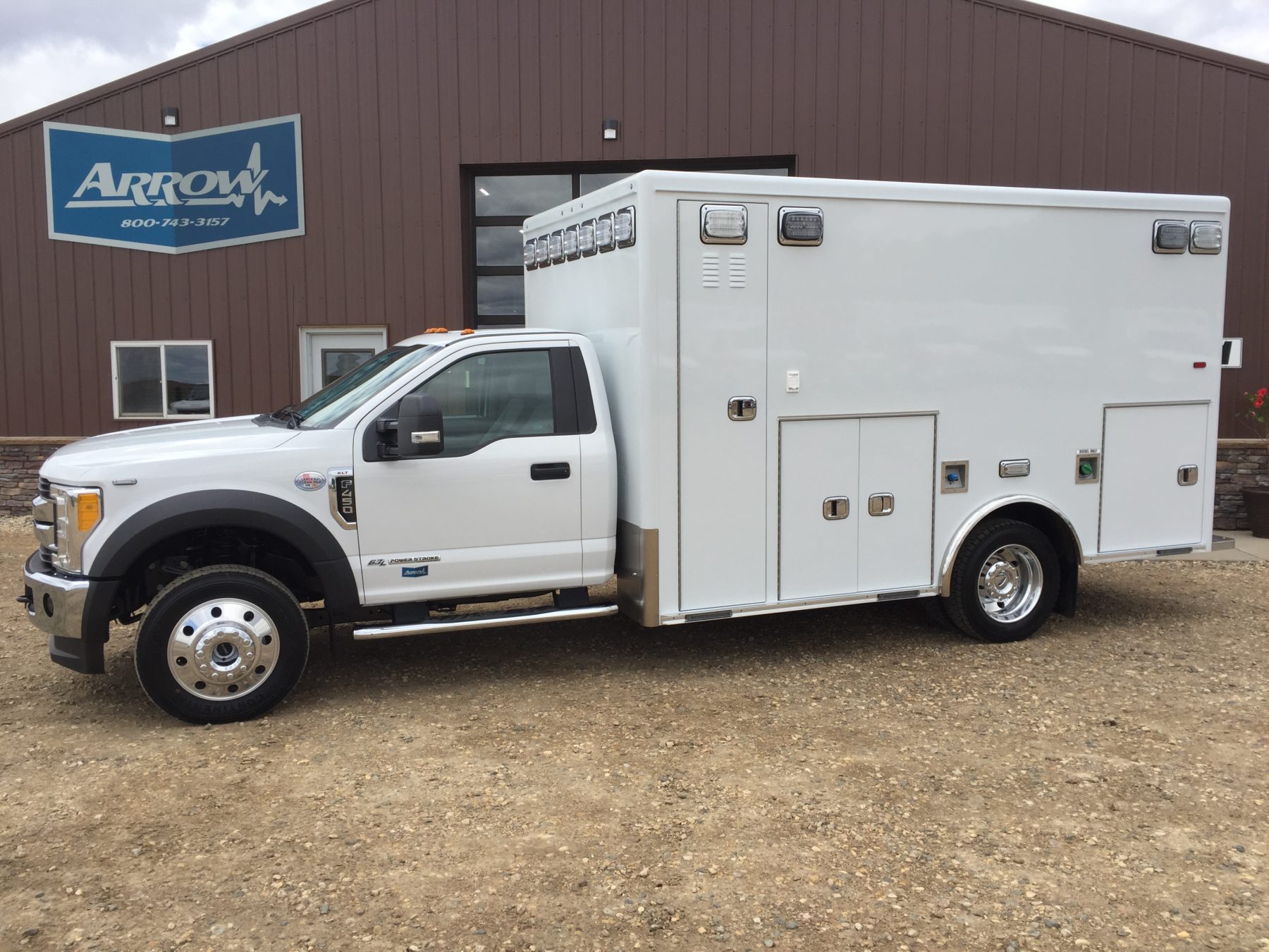 Truck 02567 2017 Ford F450 Heavy Duty 4x4 Arrow Ambulance For Sale