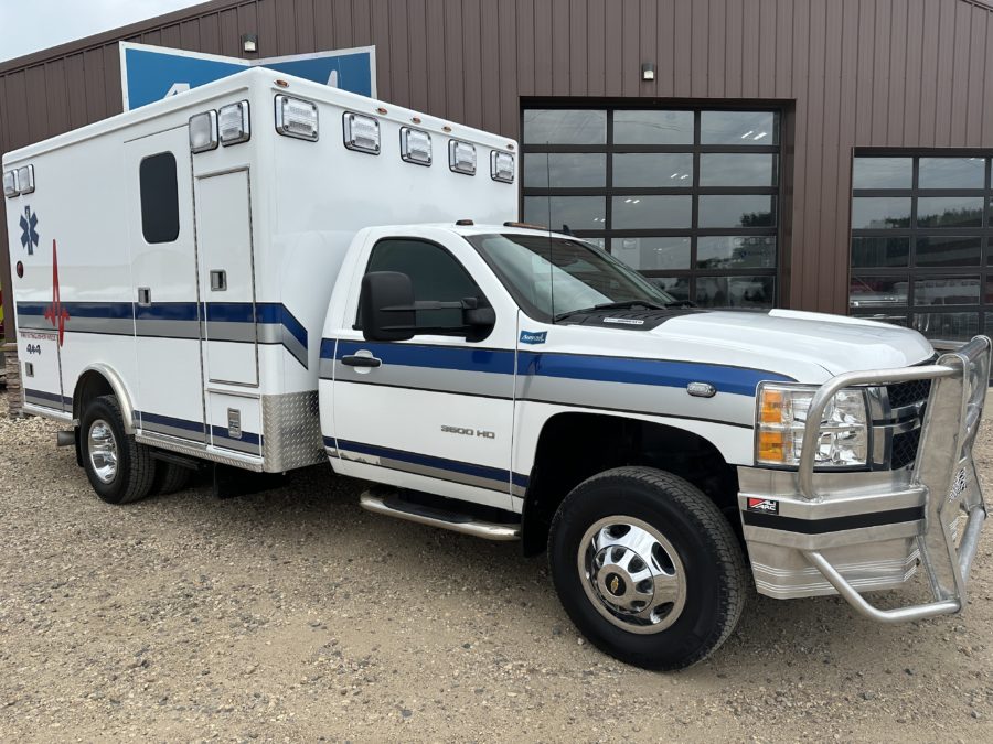 2013 Chevrolet K3500 4x4 Type 1 Ambulance For Sale – Picture 3