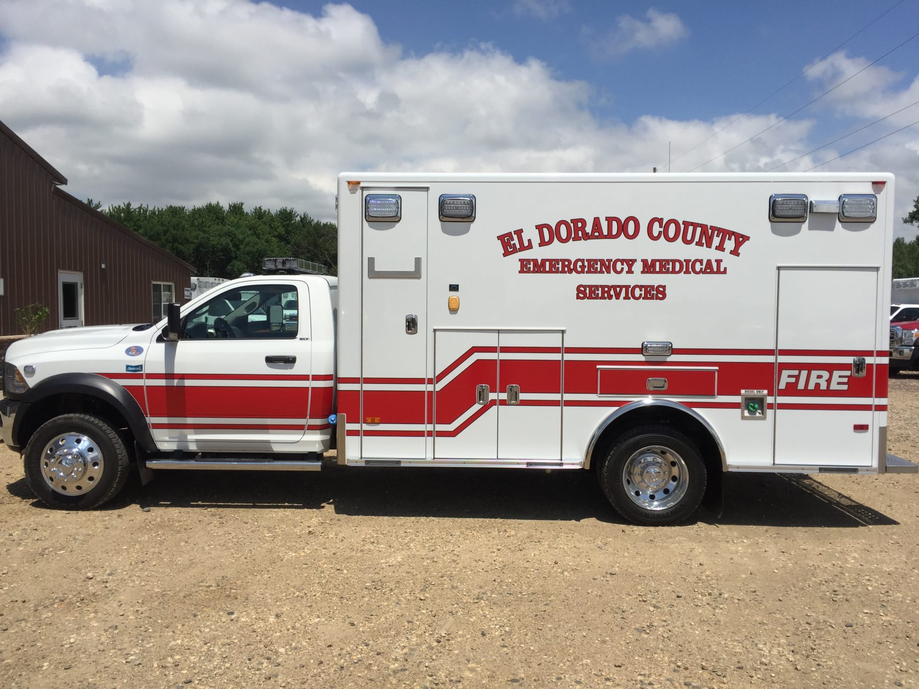 2017 Ram 4500 4x4 Heavy Duty Ambulance For Sale – Picture 3