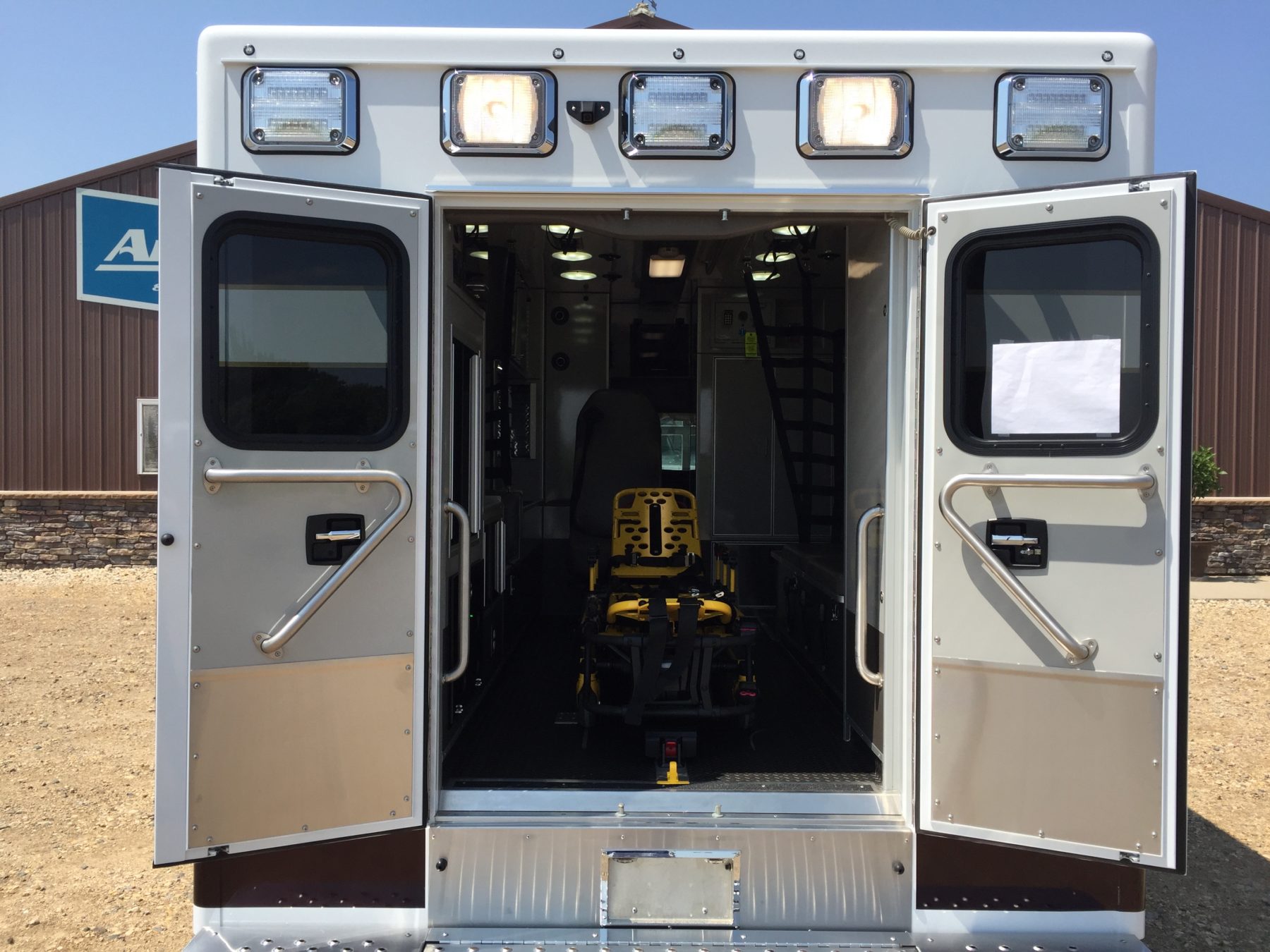 2018 Chevrolet G4500 Type 3 Ambulance For Sale – Picture 9