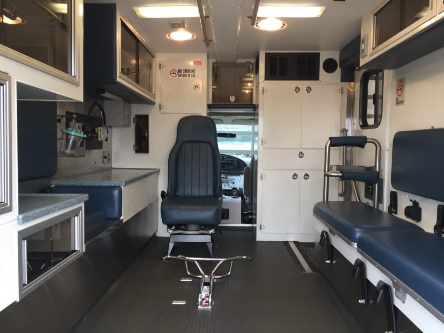 2003 Ford E450 Type 3 Ambulance For Sale – Picture 2