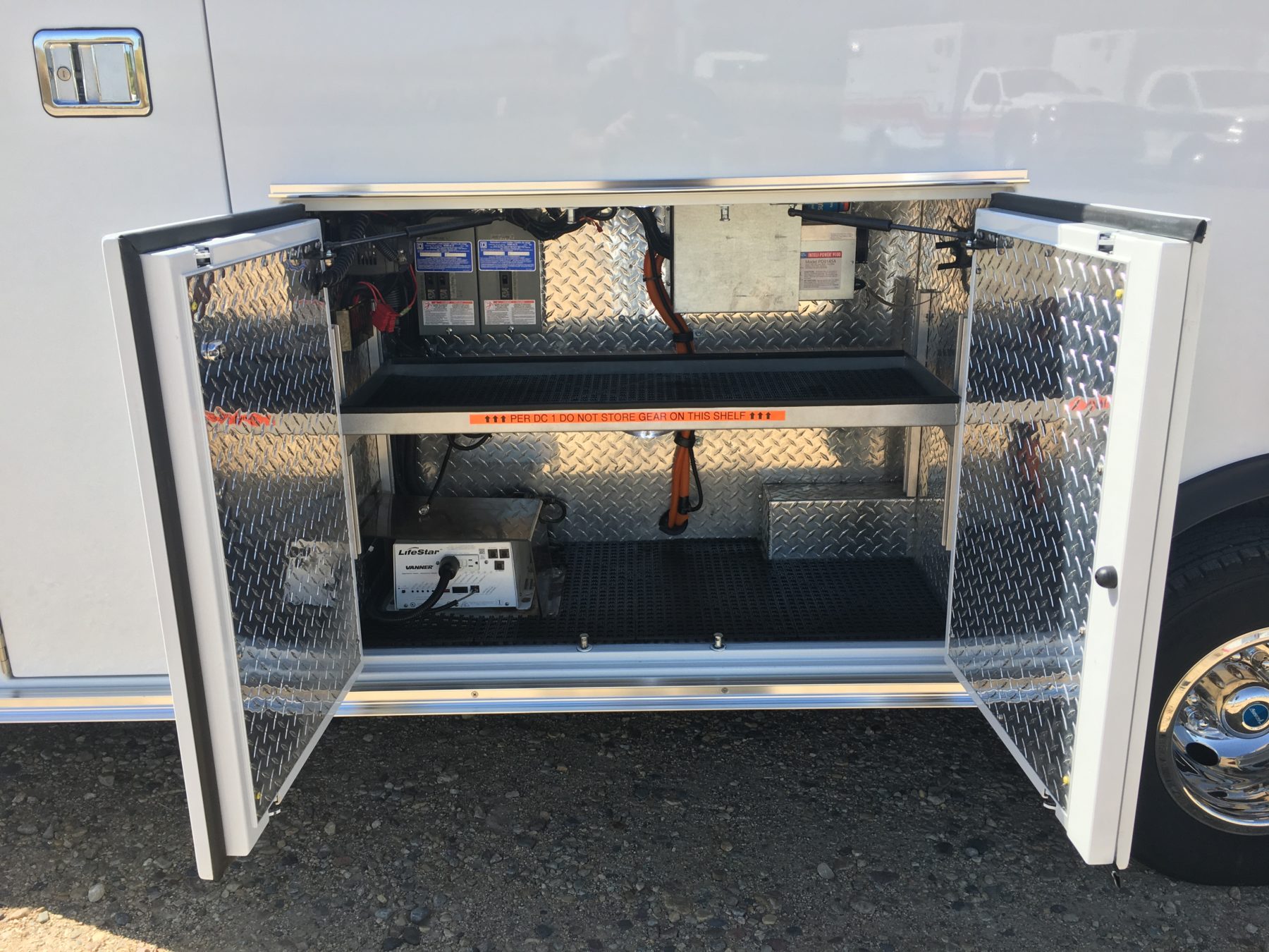 2017 Chevrolet G4500 Type 3 Ambulance For Sale – Picture 9