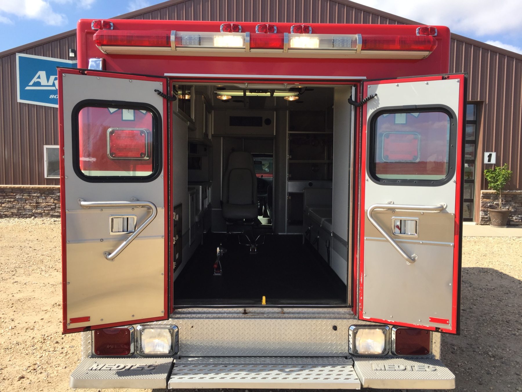 2005 Ford E450 Type 3 Ambulance For Sale – Picture 8