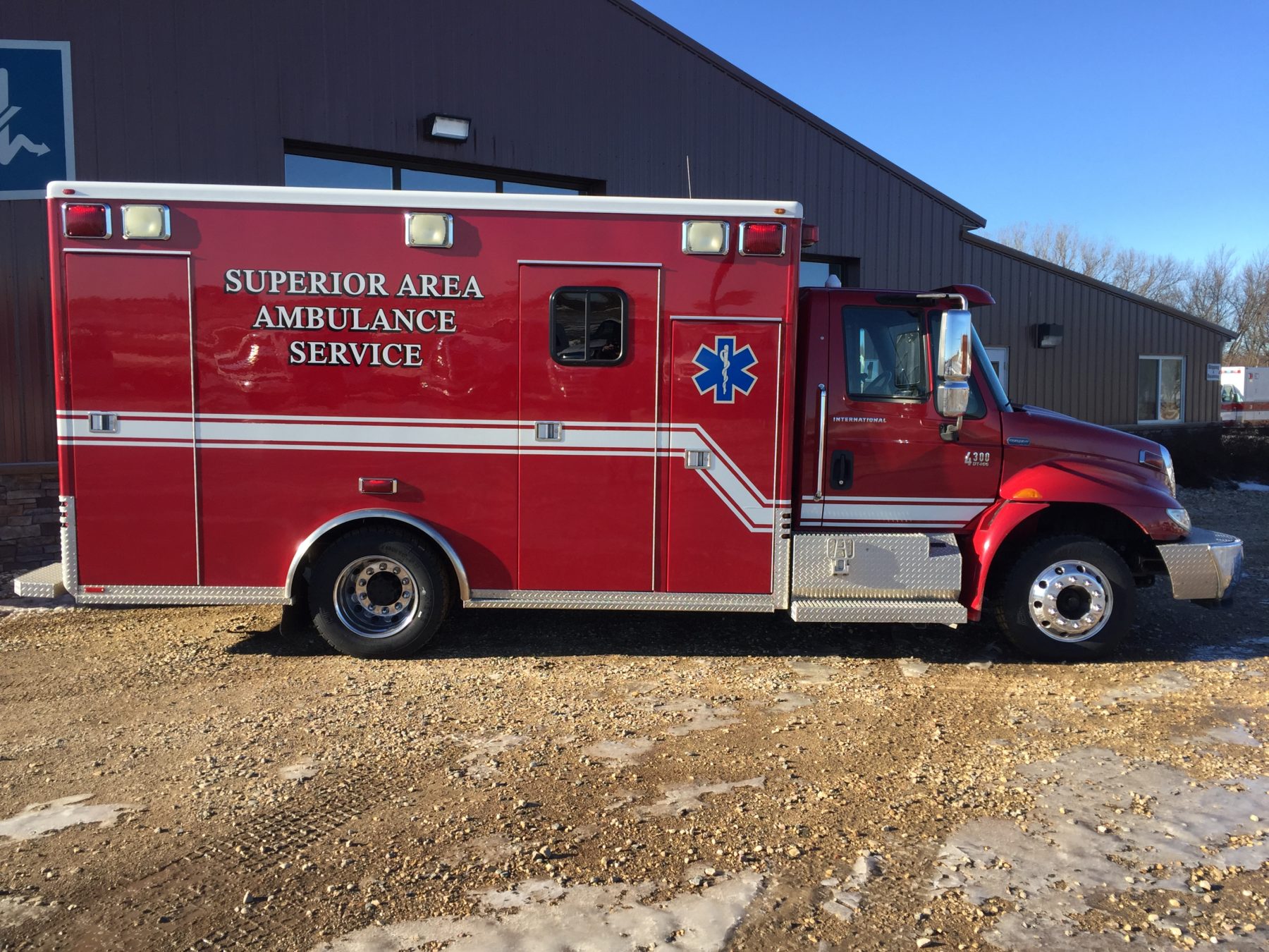 2006 International 4300 Heavy Duty Ambulance For Sale – Picture 3