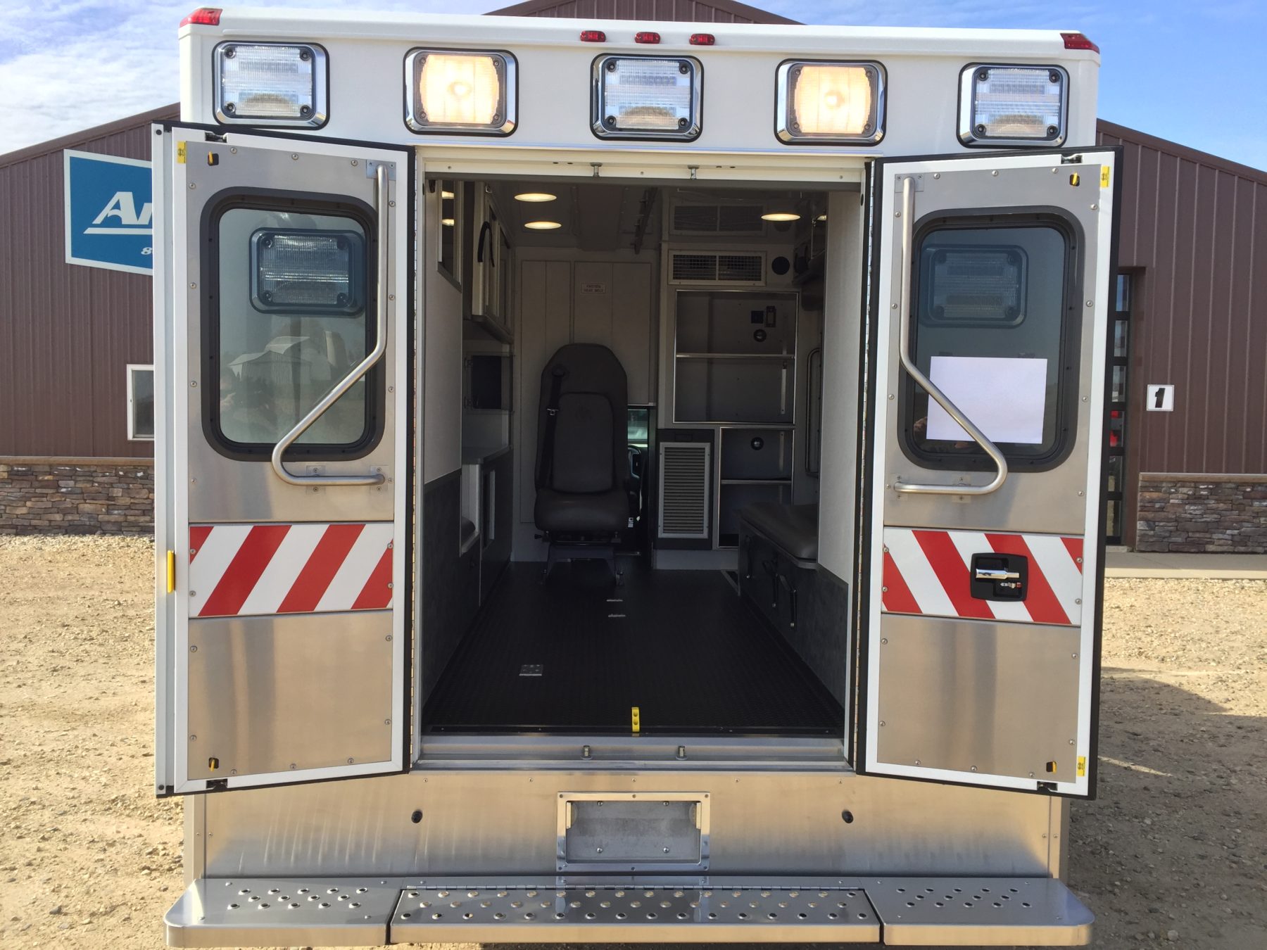 2019 Chevrolet K3500 4x4 Type 1 Ambulance For Sale – Picture 9