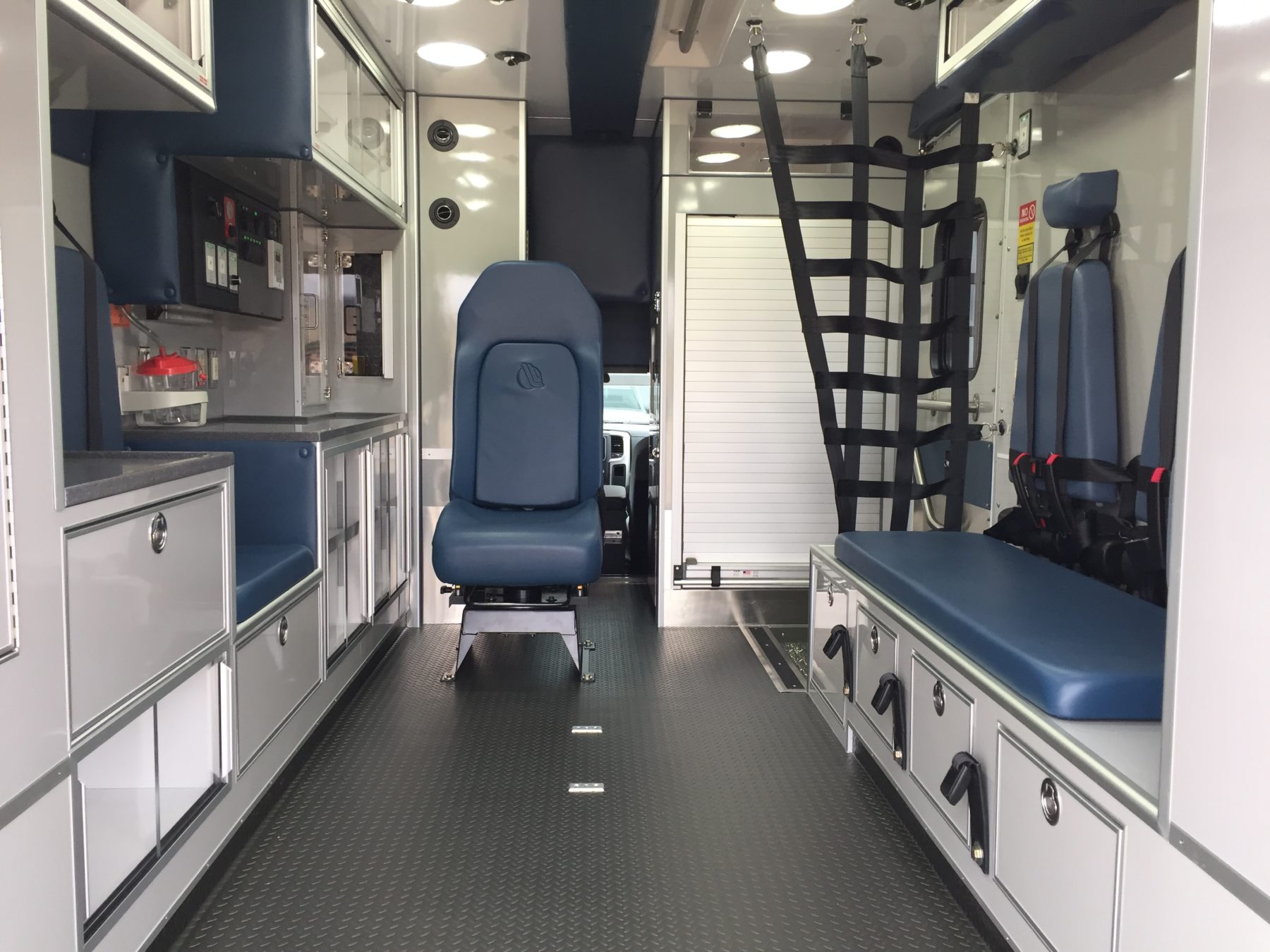 2018 Ram 4500 4x4 Heavy Duty Ambulance For Sale – Picture 2