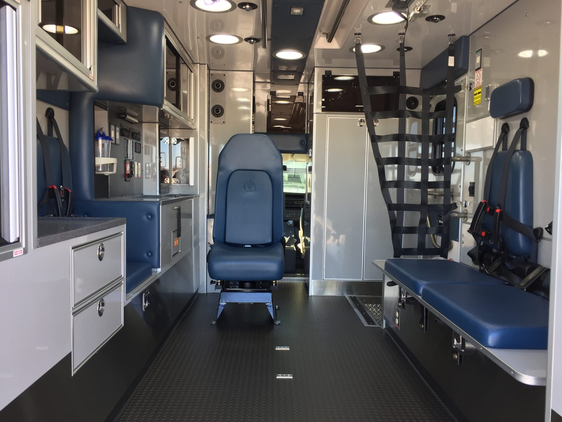 2018 Chevrolet G4500 Type 3 Ambulance For Sale – Picture 2