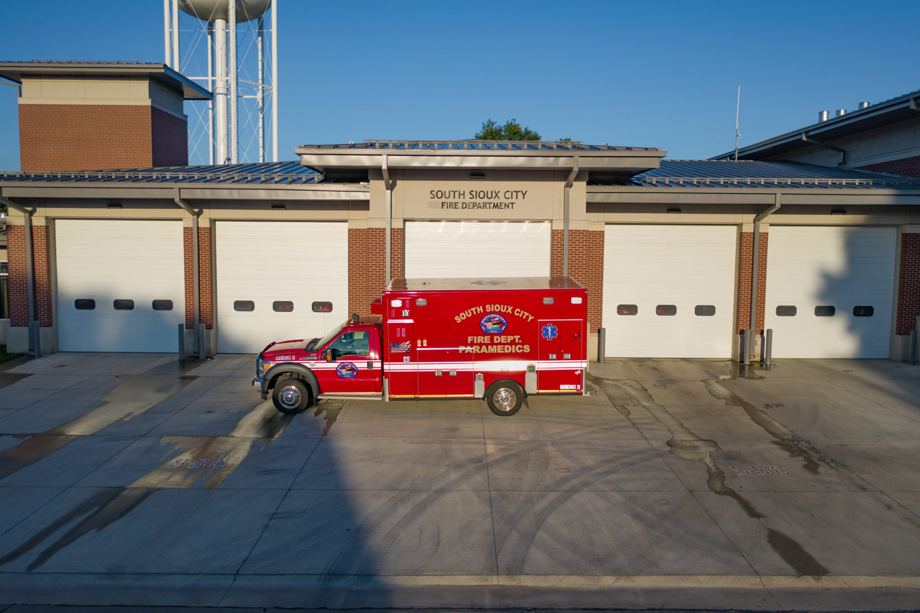 2012 Ford F550 4x4 Heavy Duty Ambulance For Sale – Picture 1