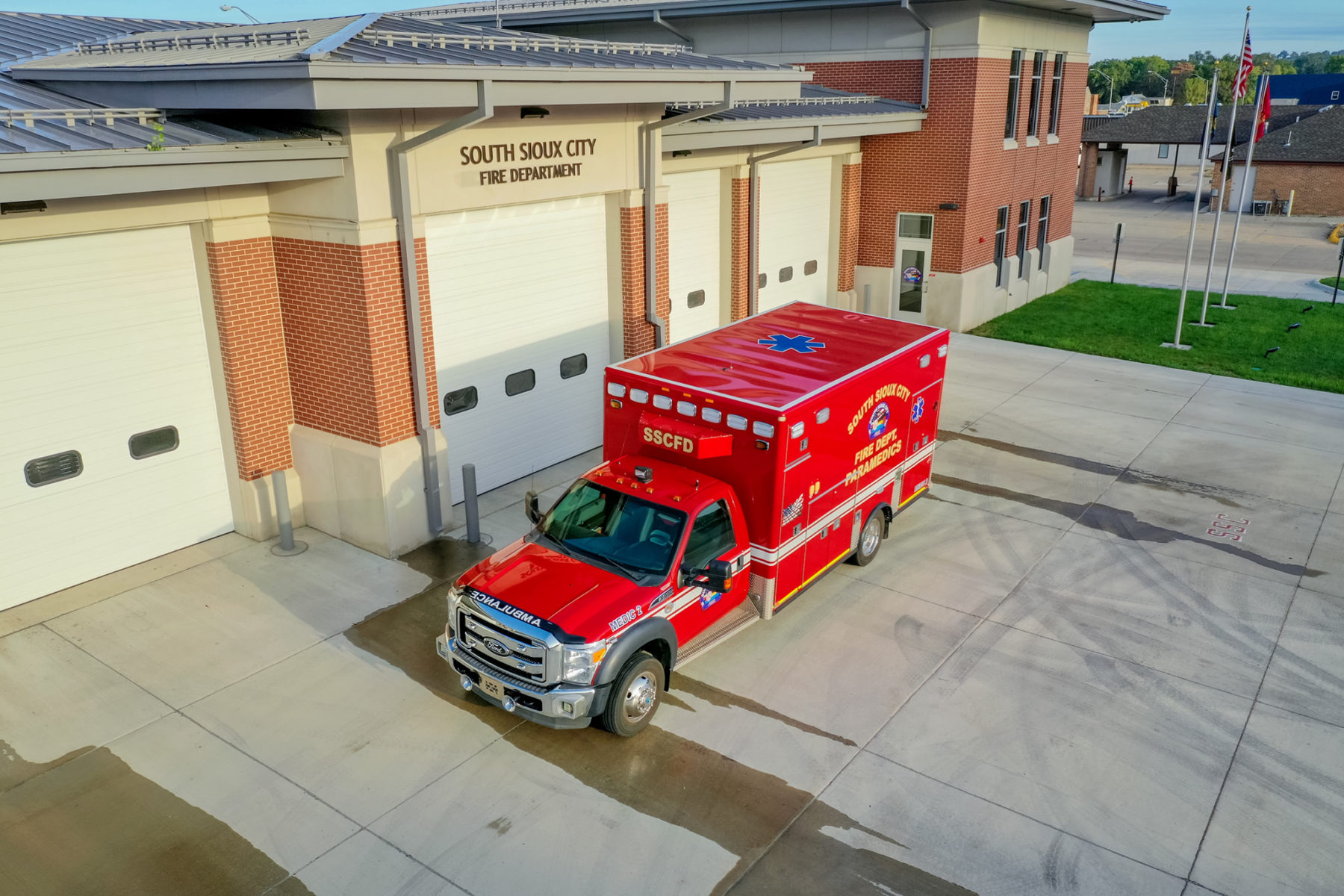 2012 Ford F550 4x4 Heavy Duty Ambulance For Sale – Picture 3
