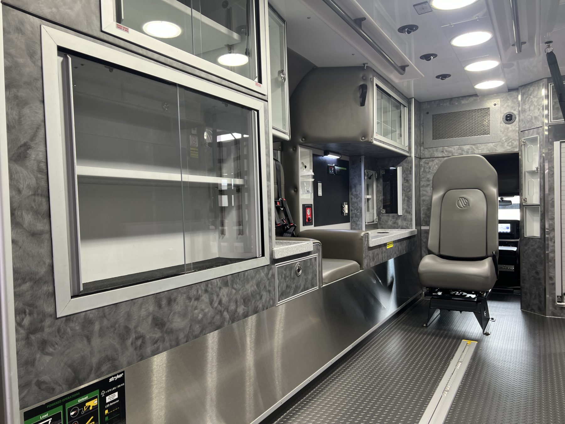 2023 Ford F550 4x4 Heavy Duty Ambulance For Sale – Picture 11