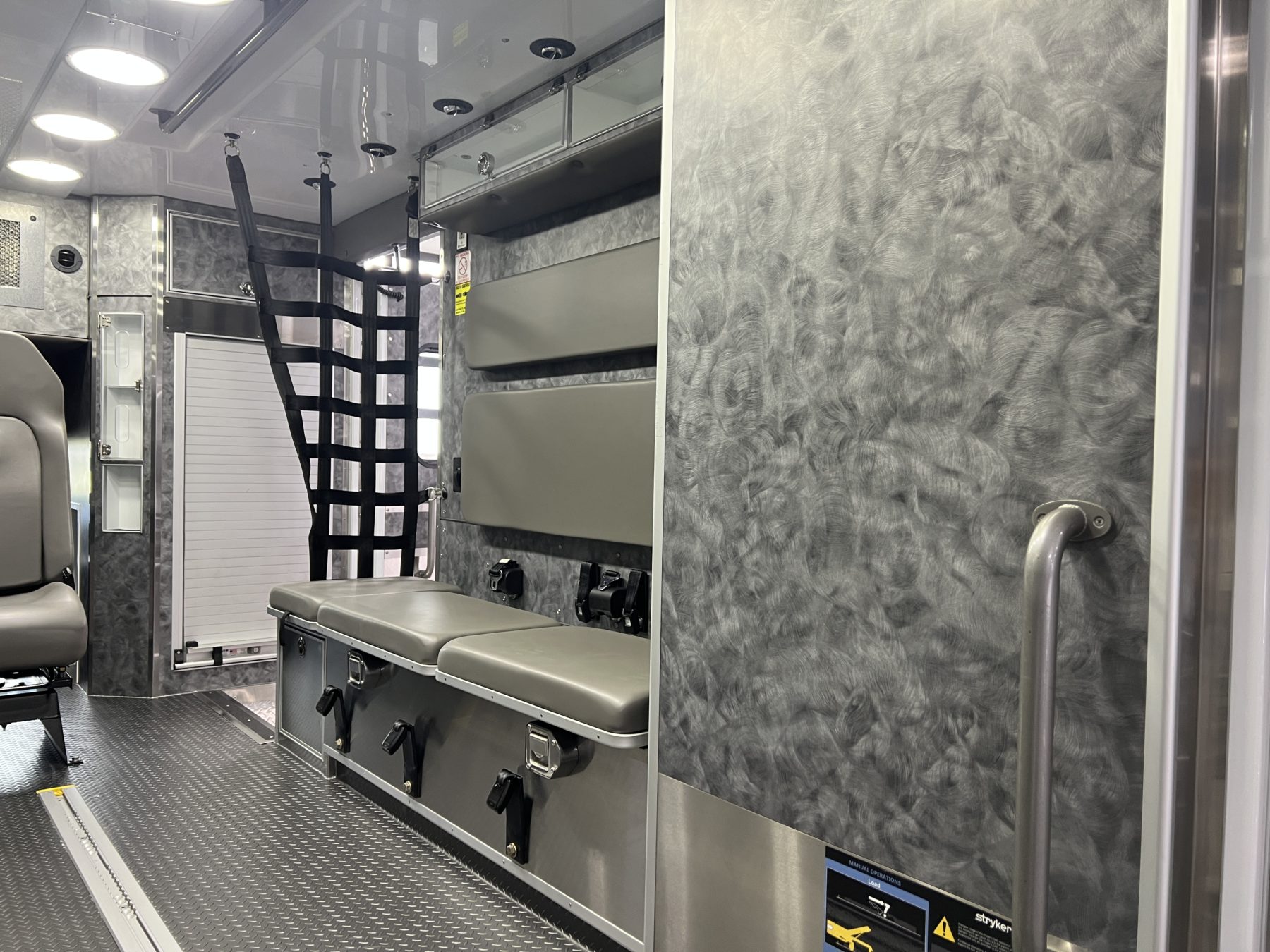 2023 Ford F550 4x4 Heavy Duty Ambulance For Sale – Picture 12