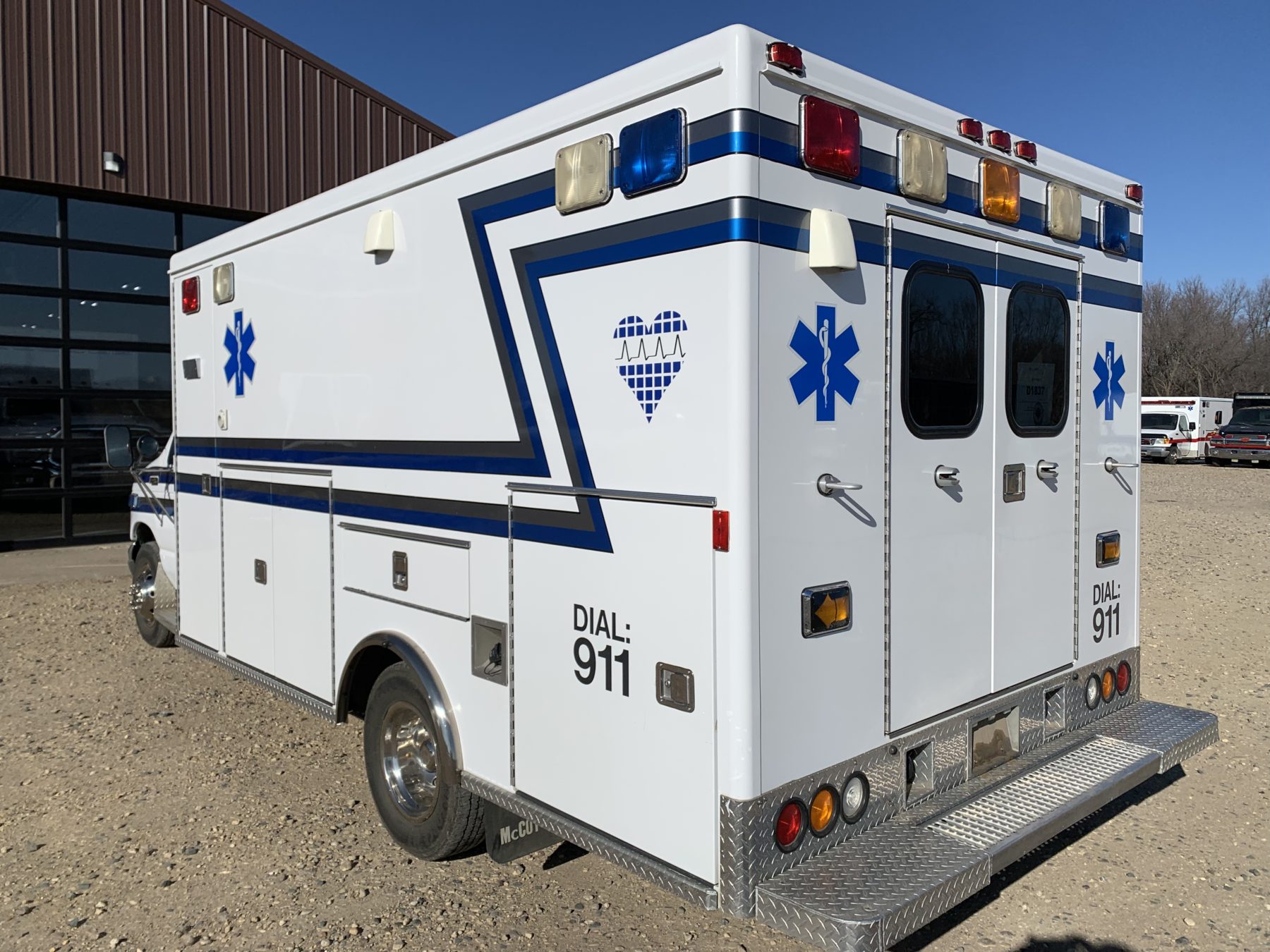 1999 Ford E450 Type 3 Ambulance For Sale – Picture 4