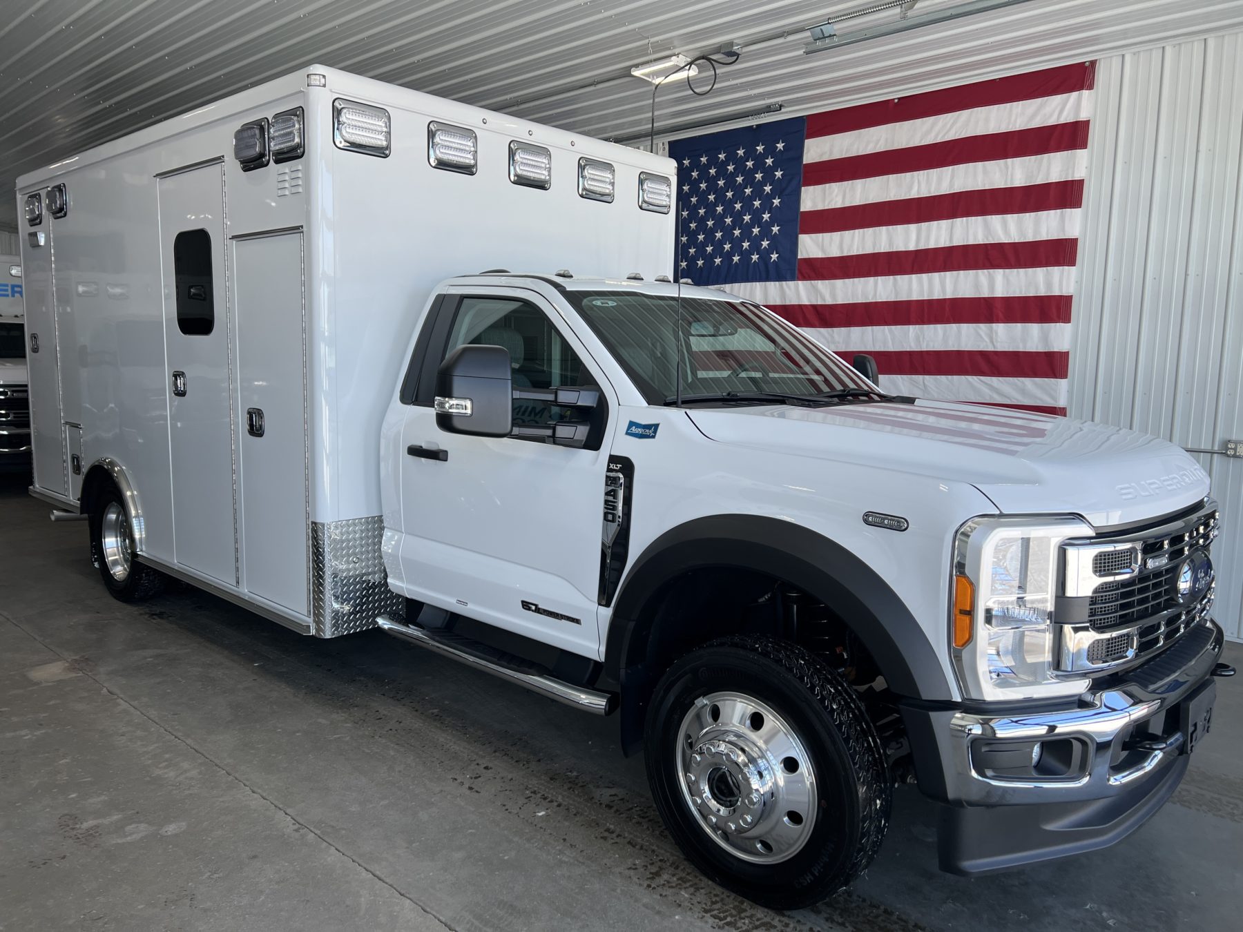 2023 Ford F450 4x4 Heavy Duty Ambulance For Sale – Picture 1