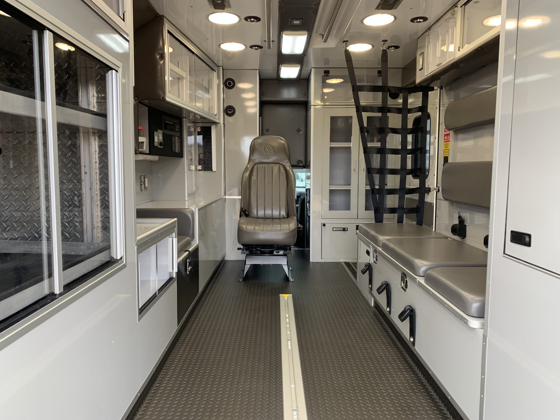 2022 Ram 4500 4x4 Heavy Duty Ambulance For Sale – Picture 2