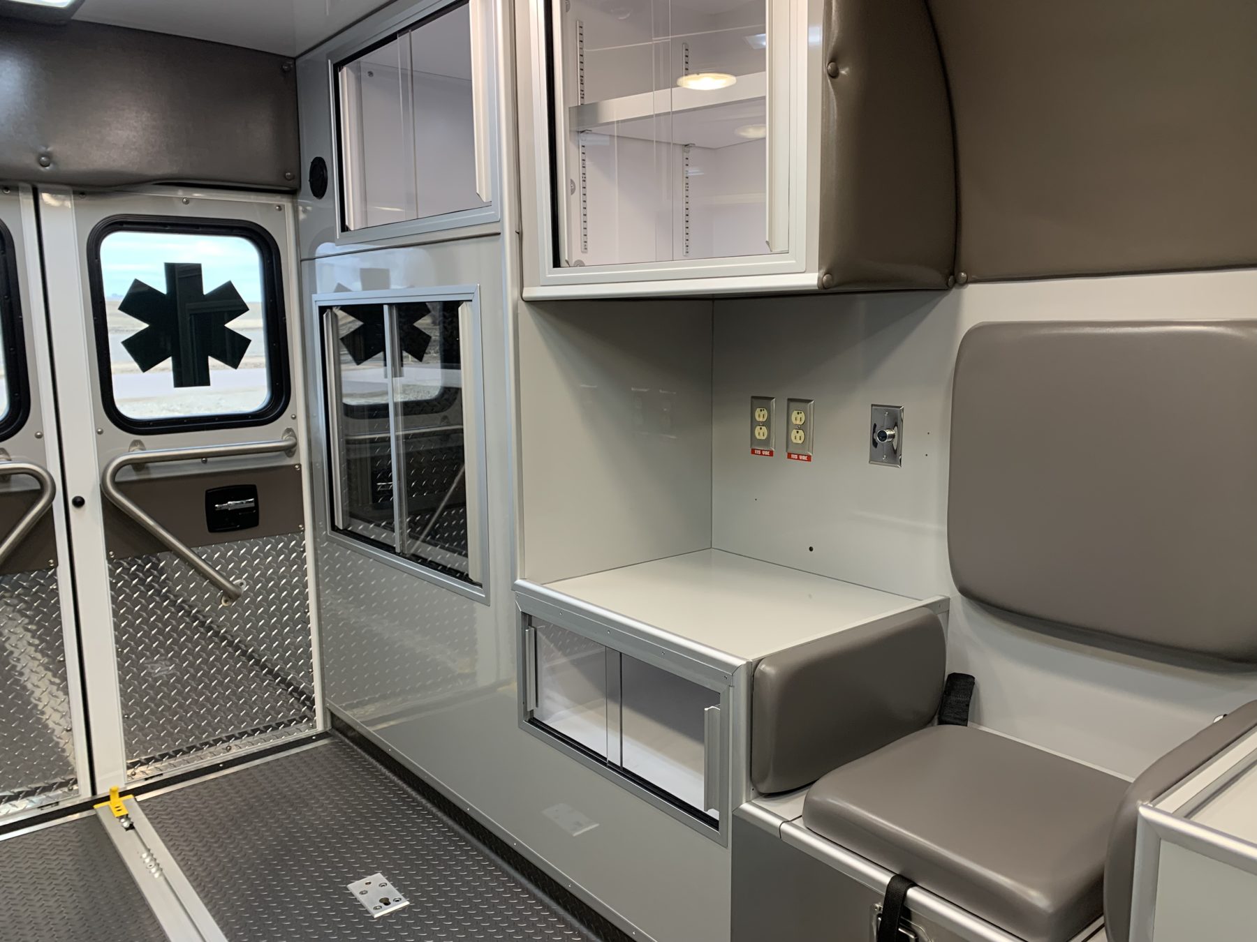 2022 Ram 4500 4x4 Heavy Duty Ambulance For Sale – Picture 11