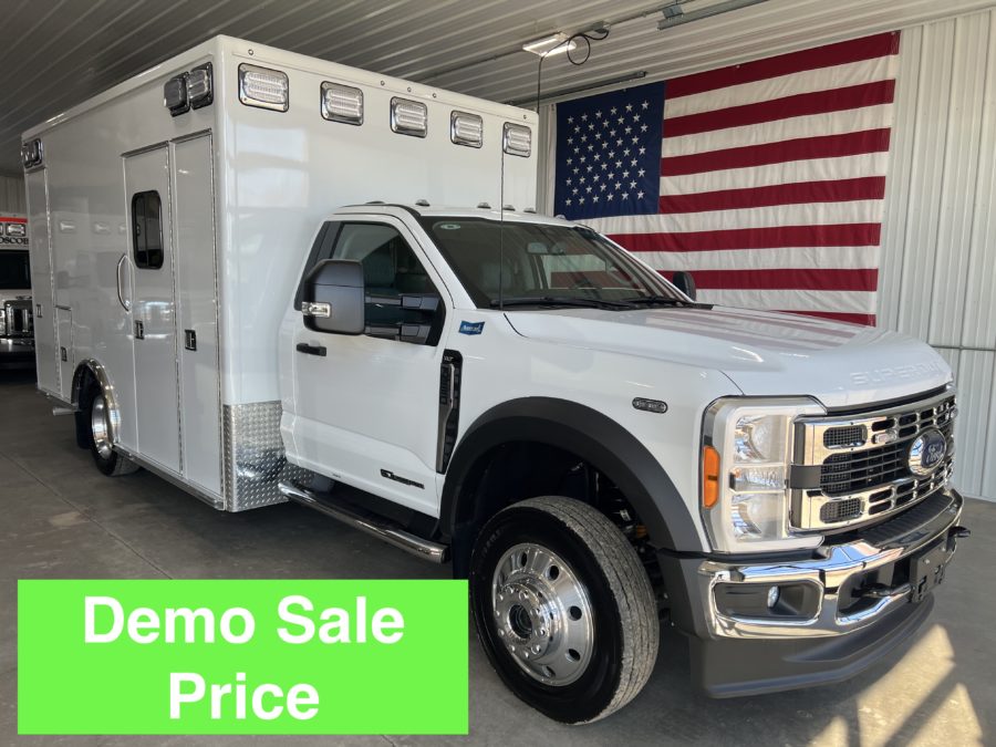 Ford F550 4x4 Heavy Duty Ambulance For Sale – Picture 1
