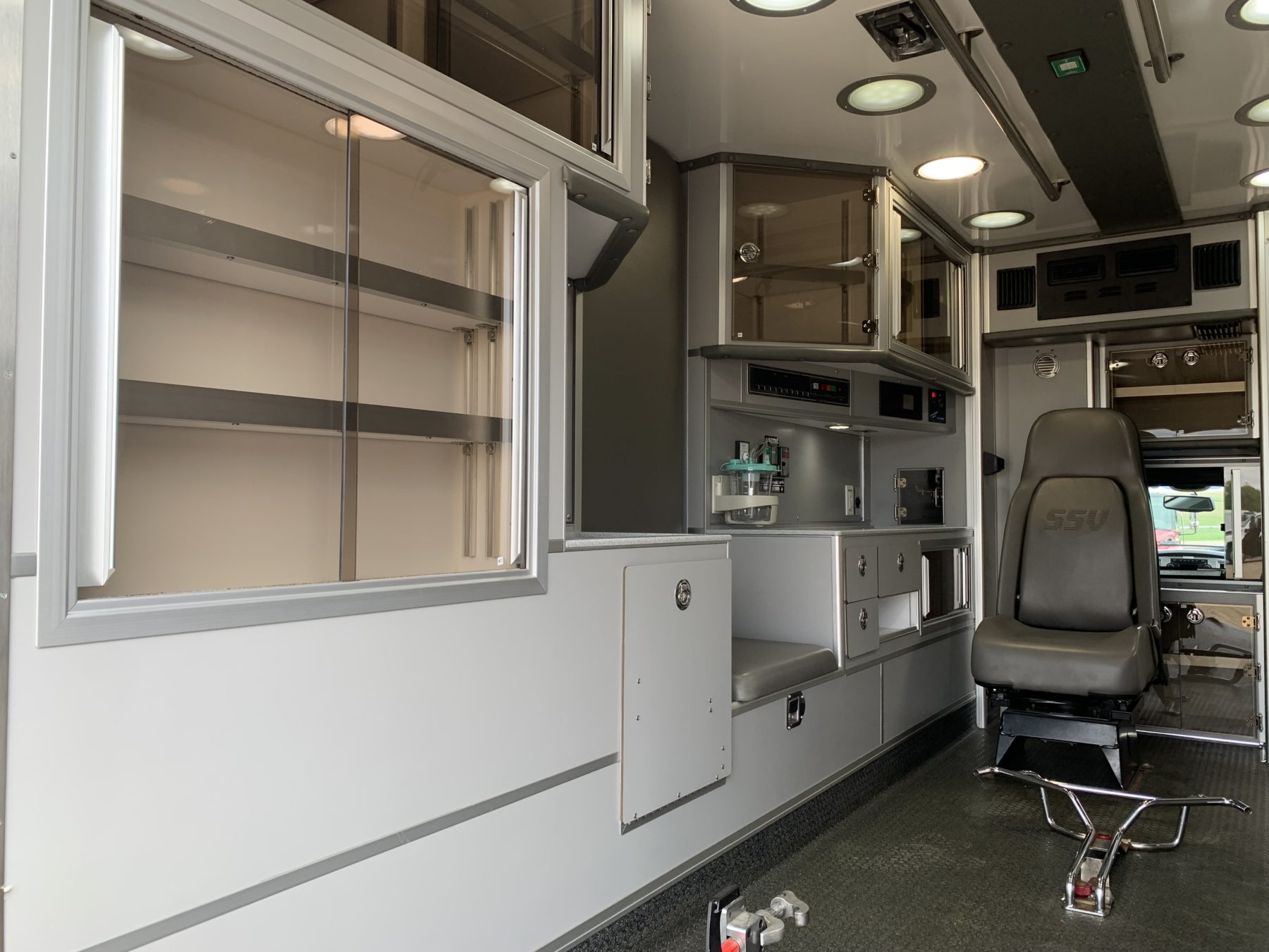 2009 Ram 4500 Heavy Duty Ambulance For Sale – Picture 10