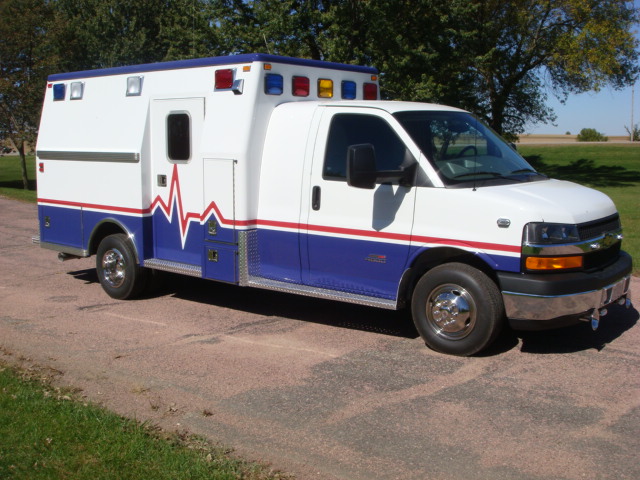 2010 GMC G4500 Type 3 Ambulance